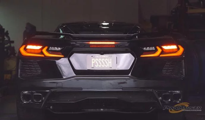 Corvette c8