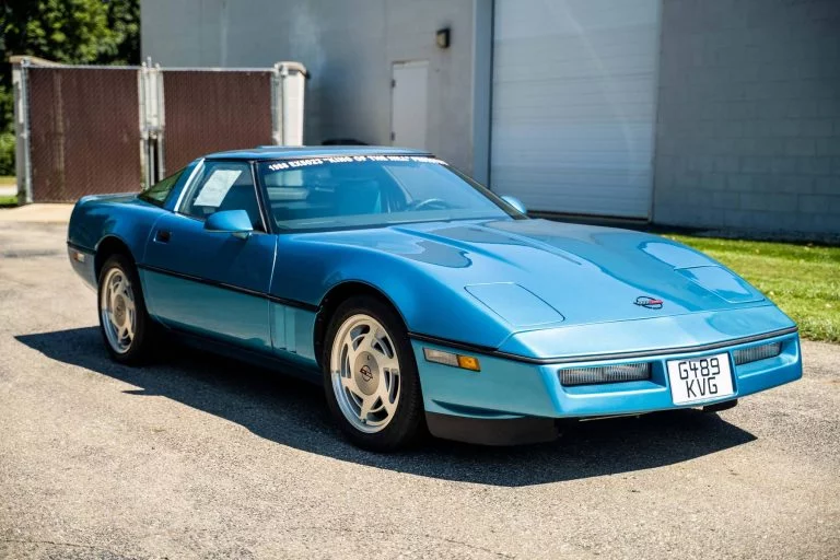 king-of-the-hill-1988-chevrolet-corvette-zr-1-lotus-prototype-is-up-for-grabs-153029_1