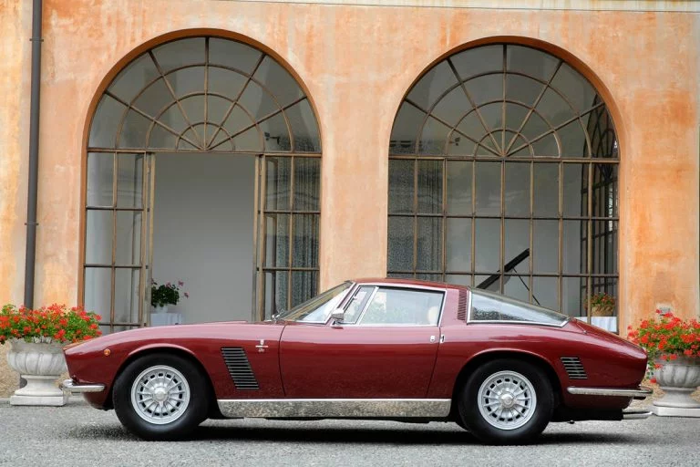 iso-grifo-car Corvette